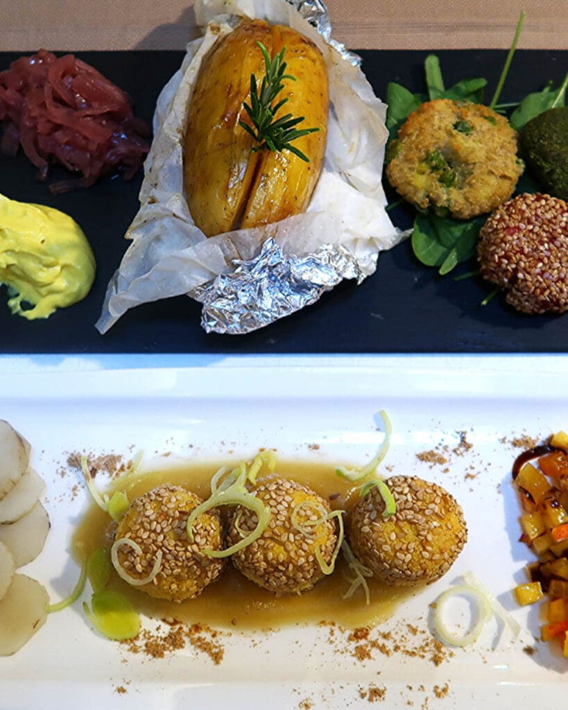 Rosemary jacket potato, began burgers and tofu sesame balls from Flora restaurant in Verona, Italy