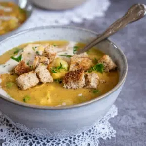 Creamy Chick'n and Vegetable Soup (Vegan) 2 sq