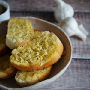 Domino's Garlic Bread Fakeaway 3 Sq