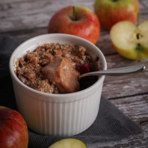 Caramel Centre Apple Crumble Pots 2 Sq