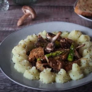 Teriyaki Tempeh and Wild Mushroom Stir Fry 2 Sq