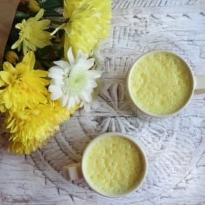 How To Make The PERFECT Turmeric Latte Sq