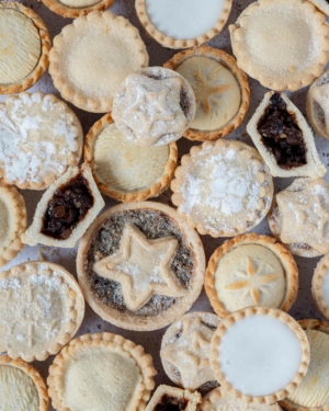 A table full of the best vegan mince pies available in the UK in 2023